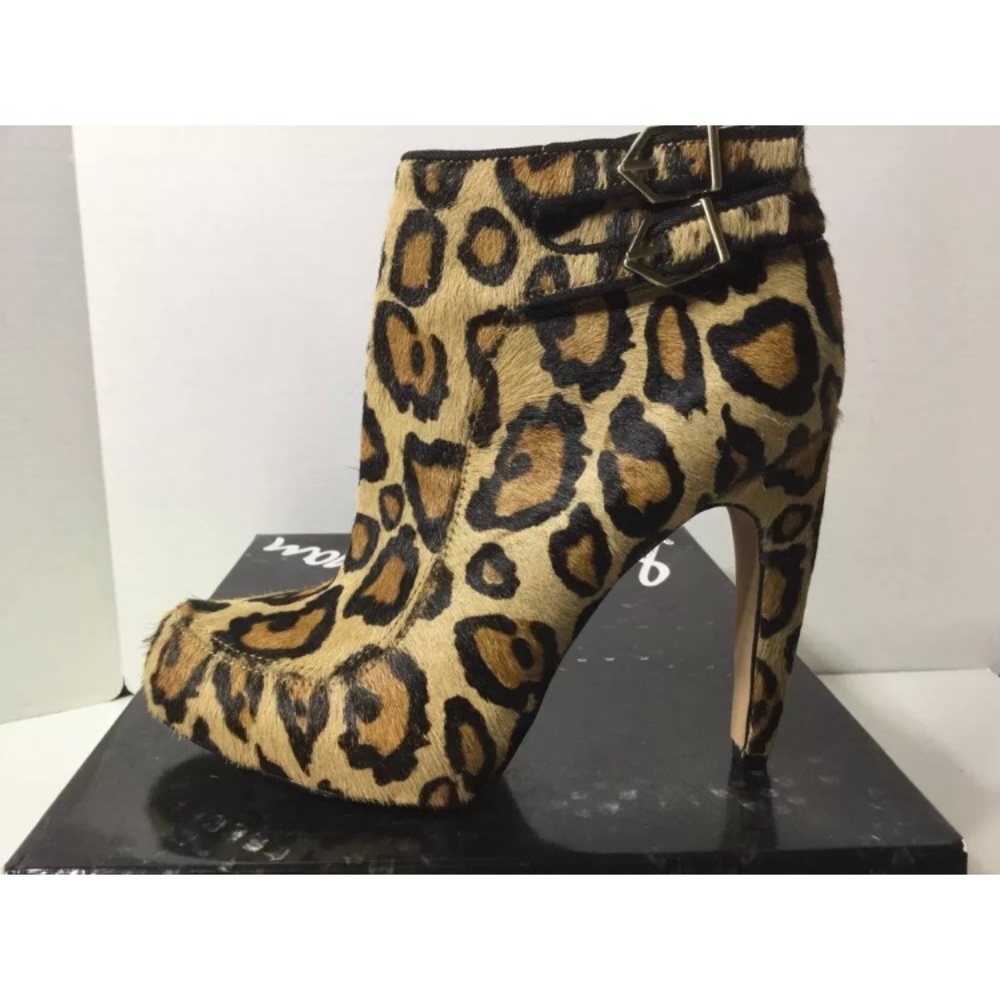 Brand New Sam Edelman Leopard Booties |